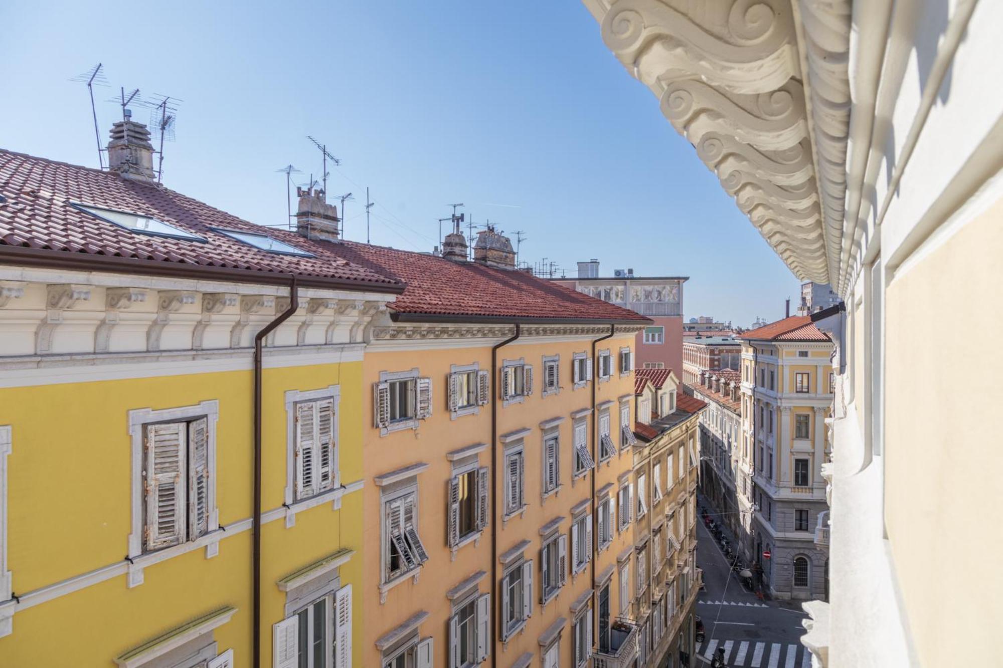 Central Trieste - Elegant City Stay Eksteriør bilde