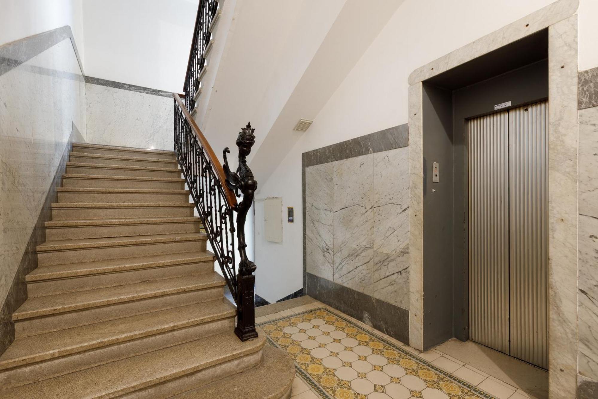 Central Trieste - Elegant City Stay Eksteriør bilde