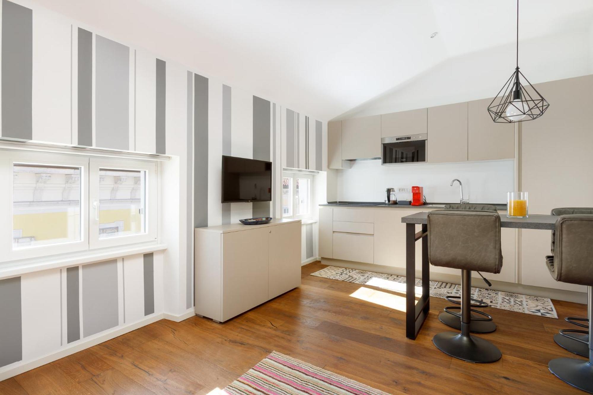 Central Trieste - Elegant City Stay Eksteriør bilde