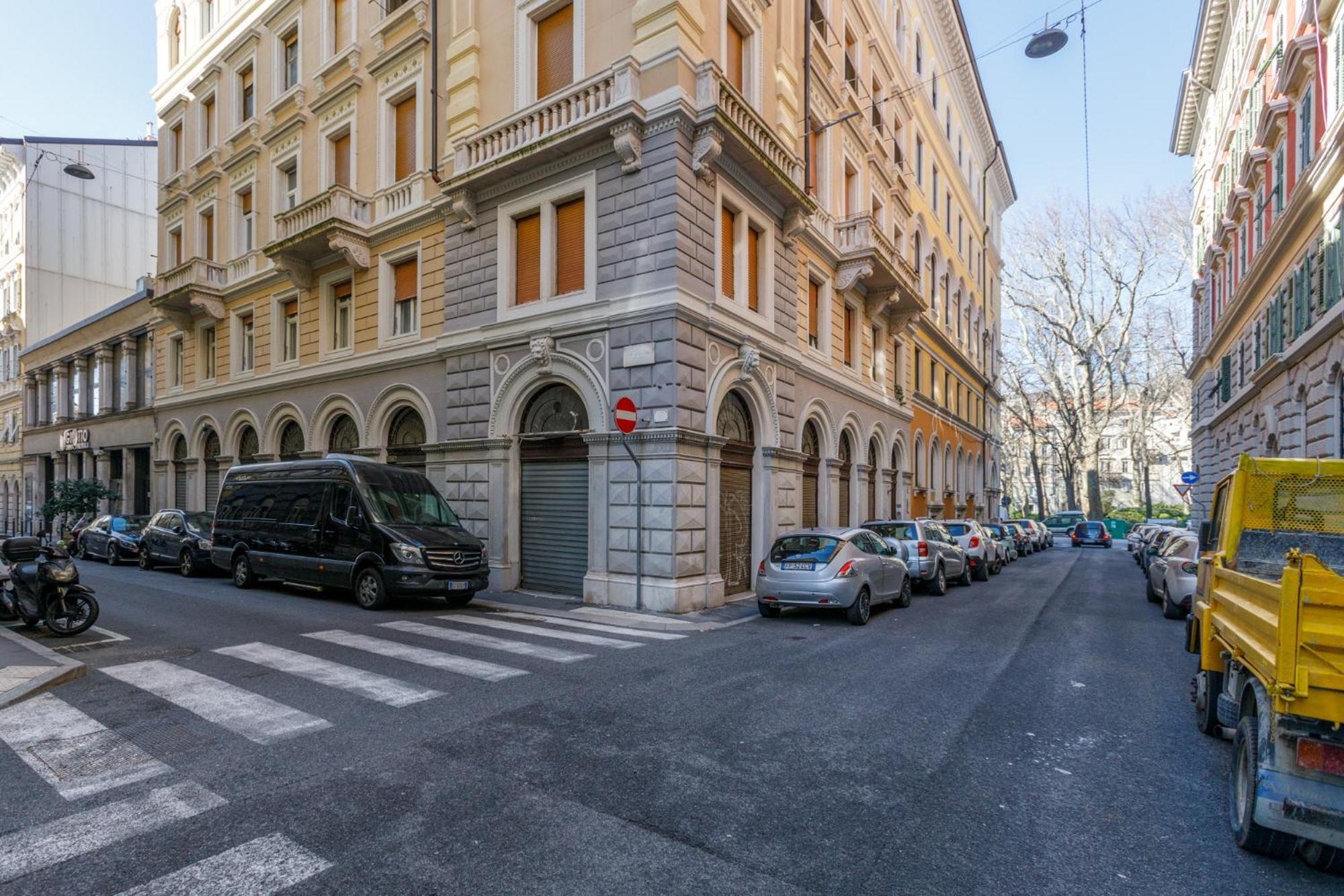 Central Trieste - Elegant City Stay Eksteriør bilde
