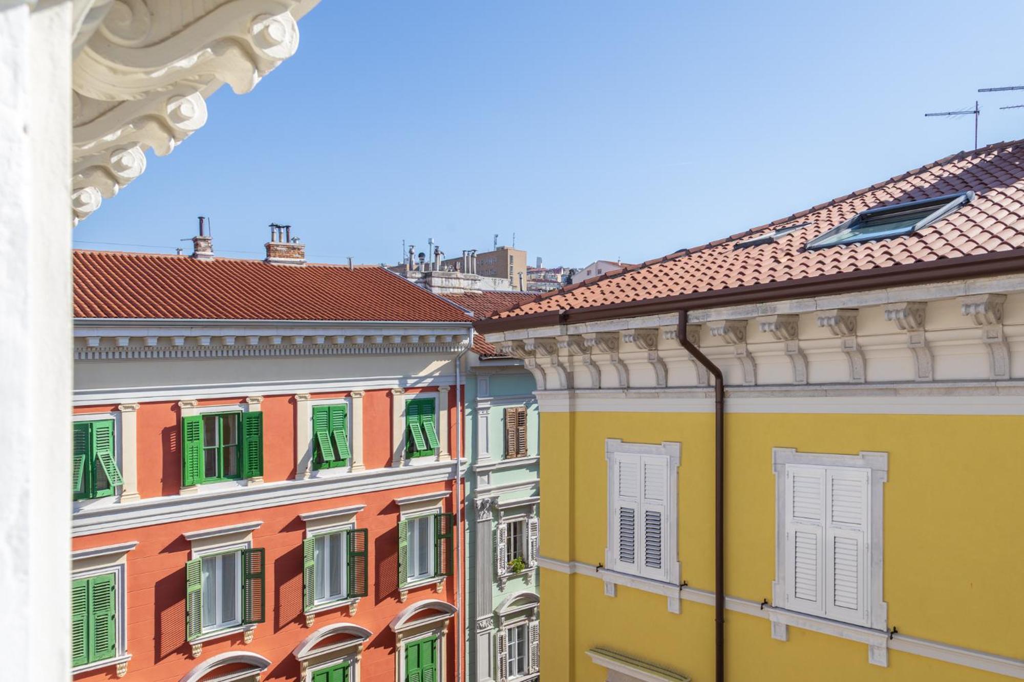 Central Trieste - Elegant City Stay Eksteriør bilde